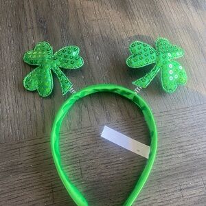 Sparkling Green Shamrock Kids Headband